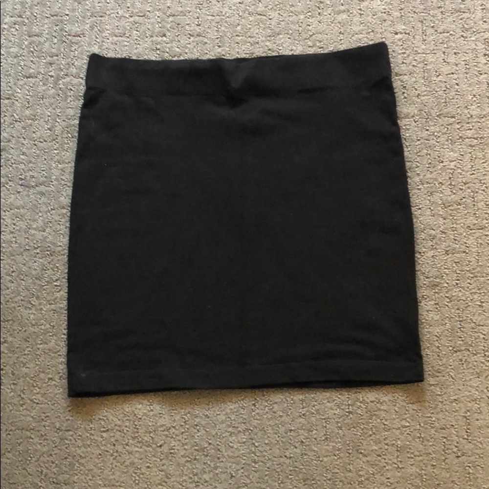 Gap skirt